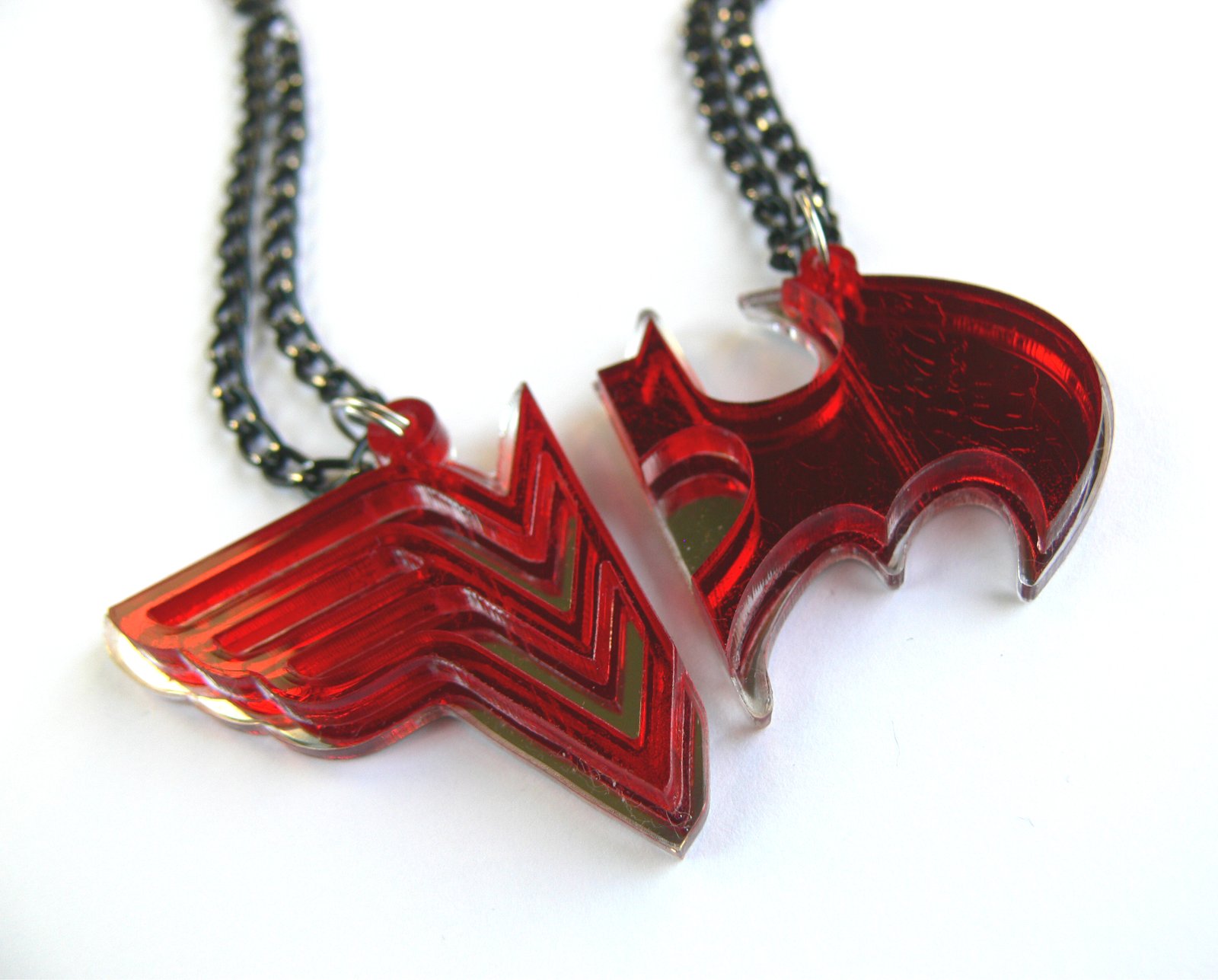 Wonder Woman Batman couple necklaces Laser cut from mirror