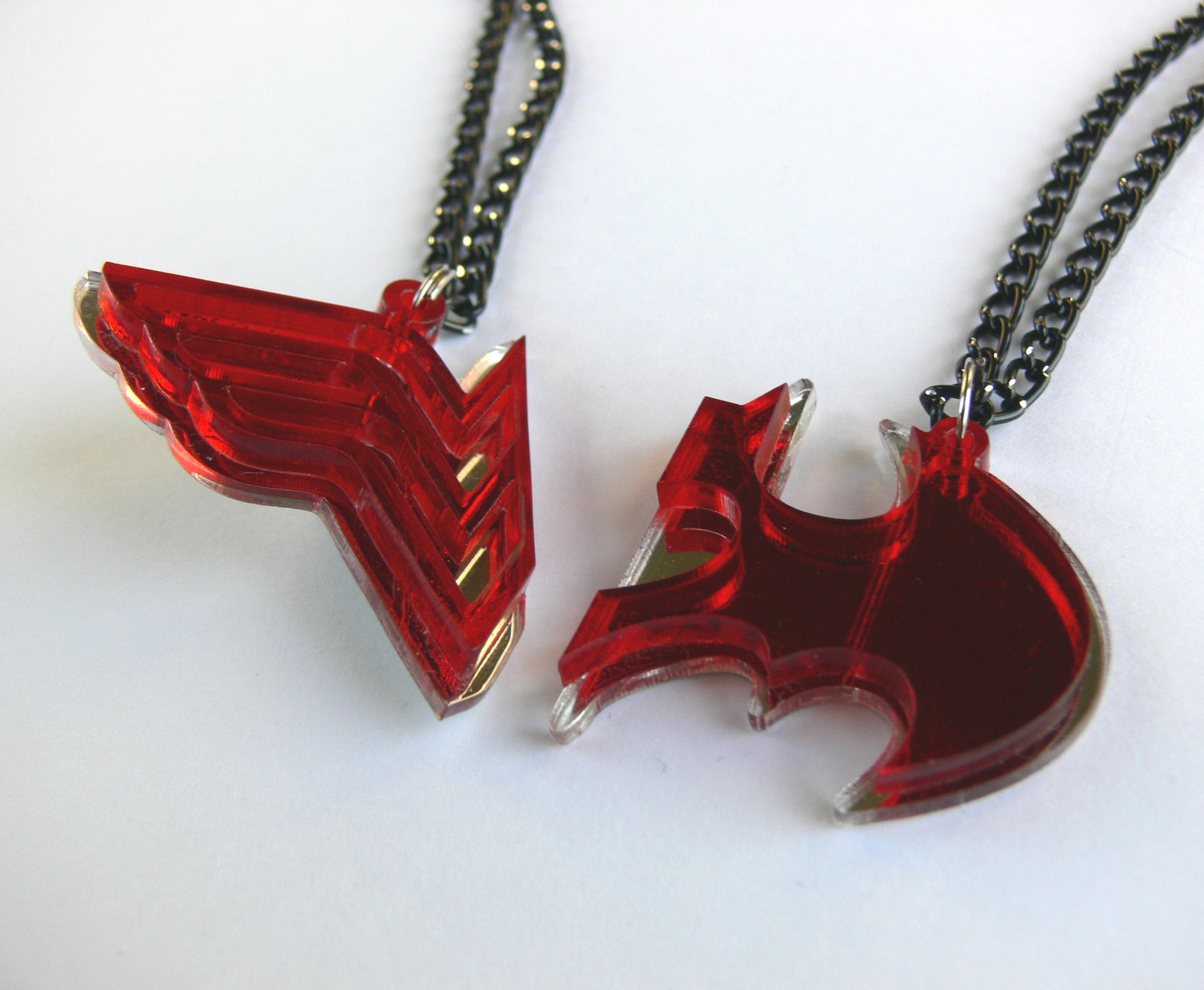 Wonder Woman Batman couple necklaces Laser cut from mirror